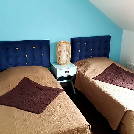 Hotel De Paris 2*
