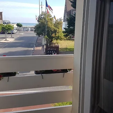Hotel De Paris Courseulles-sur-Mer